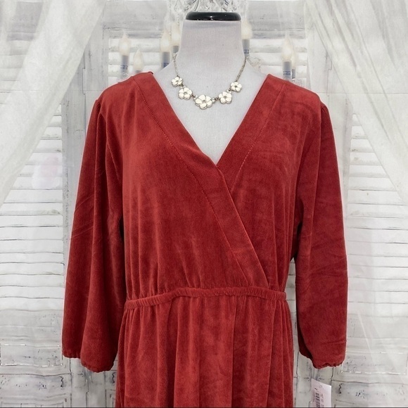 Moa Moa Plus Size 1X Red Corduroy Dress V Neck 3/4 Sleeve Pullover Fit & Flare - Picture 2 of 9